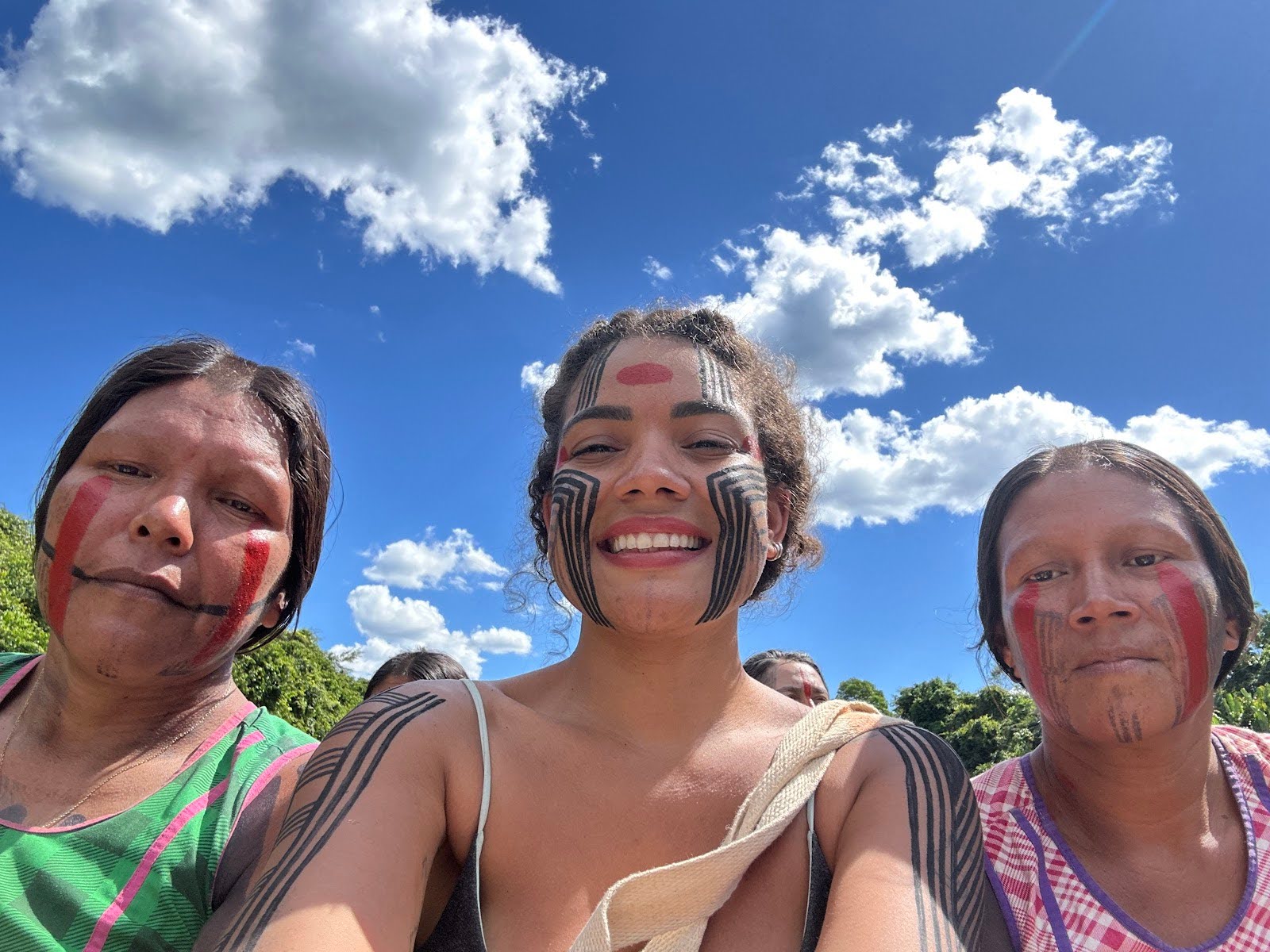 Brazilian, Canadian, European, and US Students Visit the Kayapo Indigenous Territories